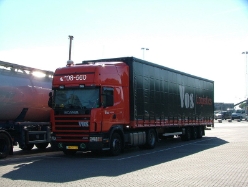 Scania-124-L-420-Vos-Posern-041208-01