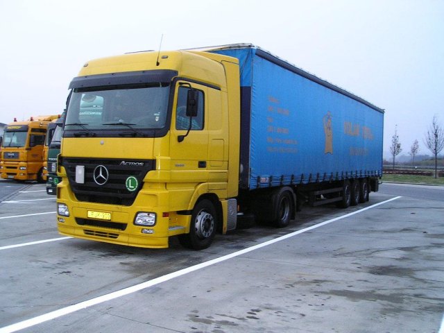 MB-Actros-1841-MP2-PLSZ-gelb-blau-(Reck).jpg - Marco Reck