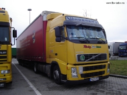 Volvo-FH-400-Waberers-Halasz-211207-01