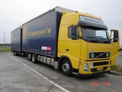 Volvo-FH12-460-Waberers-AKovacs-181105-02