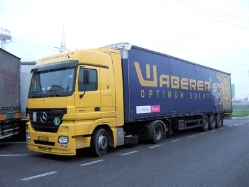 MB-Actros-MP2-1844-Waberers-Fustinoni-280507-01