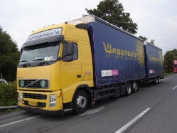 Volvo-FH12-460-Waberers-Halasz-110807-01