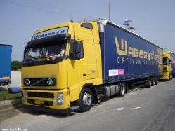 Volvo-FH12-420-Waberers-Halasz-280508-01