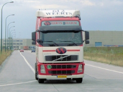 Volvo-FH12-Weerts-Rouwet-110806-01