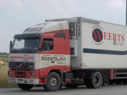 Volvo-FH12-Weerts-Rouwet-290706-02-B