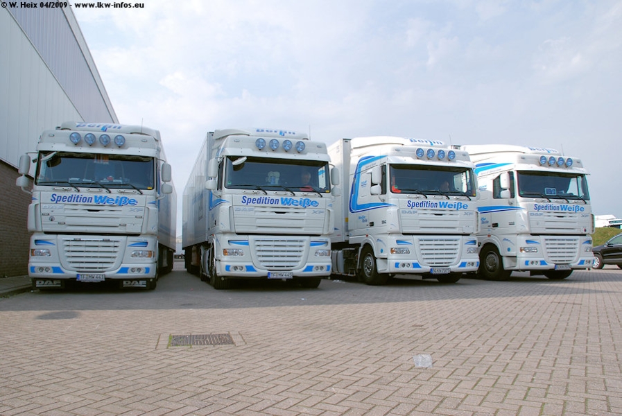 DAF-XF-105460-Weisse-110409-019.jpg