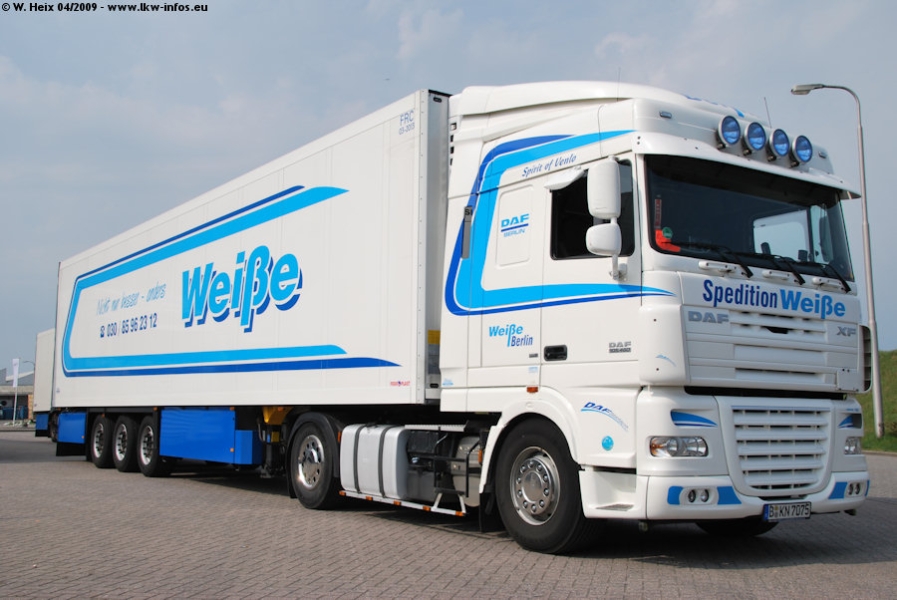DAF-XF-105460-Weisse-110409-021.jpg