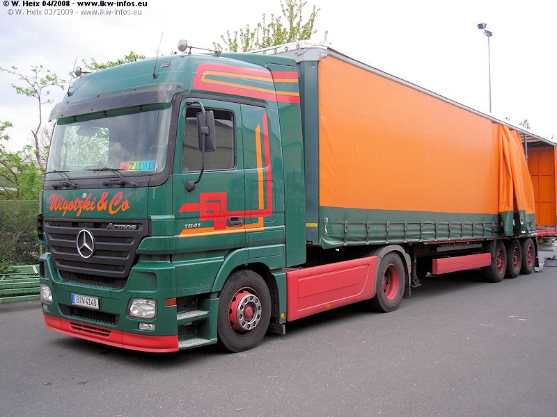 MB-Actros-MP2-1841-Wigotzki-280408-05.jpg