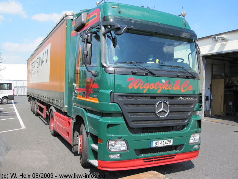 MB-Actros-MP2-1841-Wigotzki-281009-02.jpg