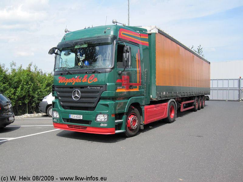 MB-Actros-MP2-1841-Wigotzki-281009-09.jpg