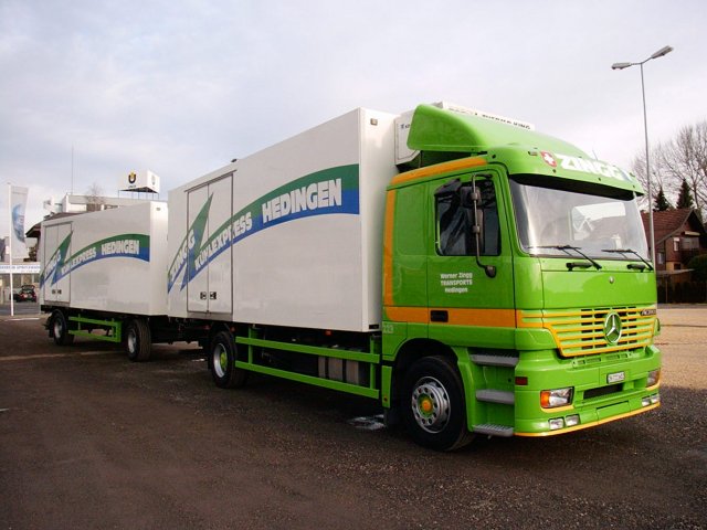 MB-Actros-KUEKOHZ-Zingg-(Peterlin)-1.jpg - Daniel Peterlin
