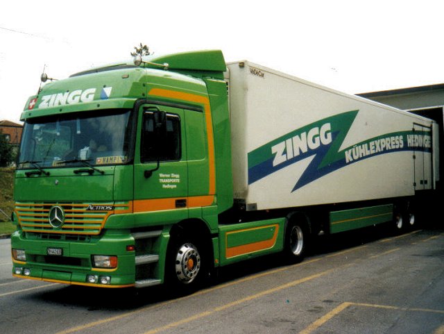 MB-Actros-KUEKOSZ-Zingg-(Meier)-2.jpg - Jonathan Meier