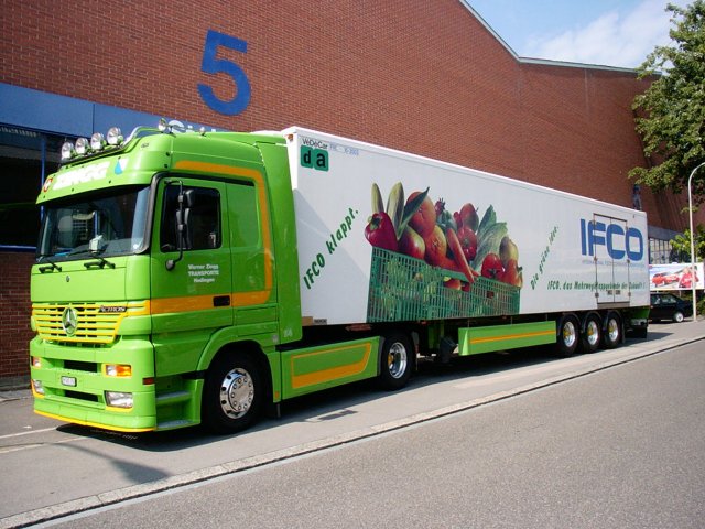 MB-Actros-KUEKOSZ-Zingg-(Peterlin).jpg - Daniel Peterlin