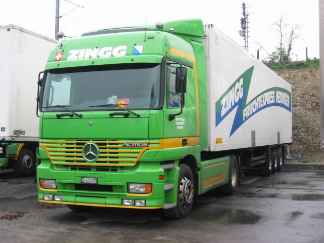 MB-Actros-Zingg-RMueller-141104-1.jpg - Rolf Müller