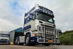 20160101-New-R-V8-00048.jpg