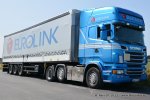 20160101-New-R-V8-00100.jpg