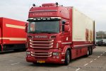 20160101-New-R-V8-00107.jpg