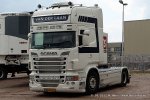 20160101-New-R-V8-00175.jpg