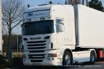20160101-New-R-V8-00218.jpg