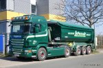 20160101-New-R-V8-00226.jpg