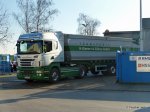 20160101-New-R-V8-00595.jpg