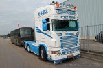20160101-R-V8-00065.jpg