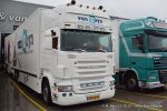 20160101-R-V8-00215.jpg