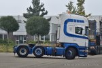 20160101-R-V8-00305.jpg
