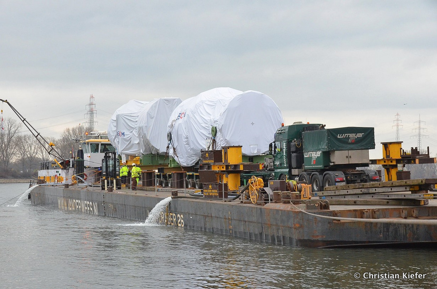 Turbinentransporte-HCS-Baumann-Mayer-Kiefer-20151210-142.jpg
