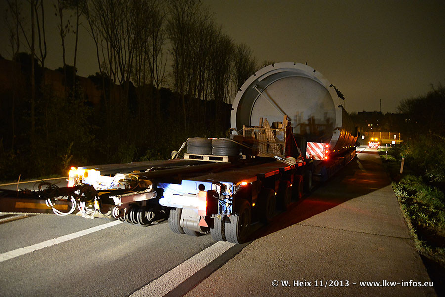Hegmann-Transit-Niederfischbach-Krefeld-Nacht-2-20131127-036.jpg