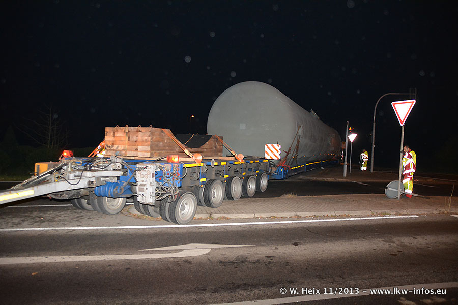 Hegmann-Transit-Niederfischbach-Krefeld-Nacht-2-20131127-094.jpg
