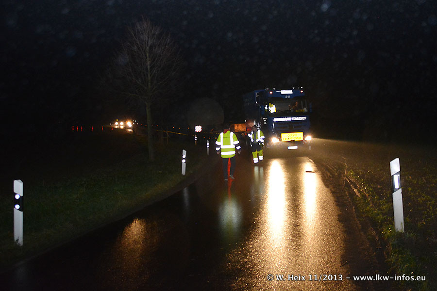 Hegmann-Transit-Niederfischbach-Krefeld-Nacht-2-20131127-173.jpg